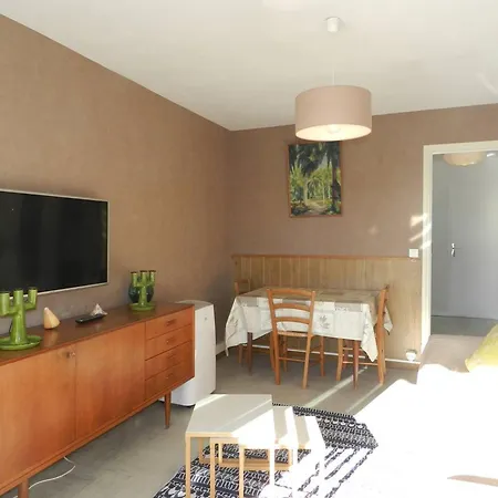 Appartement Climatise, Terrasse, Parking Prive, A 150m De La - - Fr-1-251-759 *
