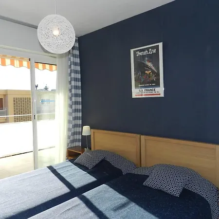 Appartement Climatise, Terrasse, Parking Prive, A 150m De La - - Fr-1-251-759