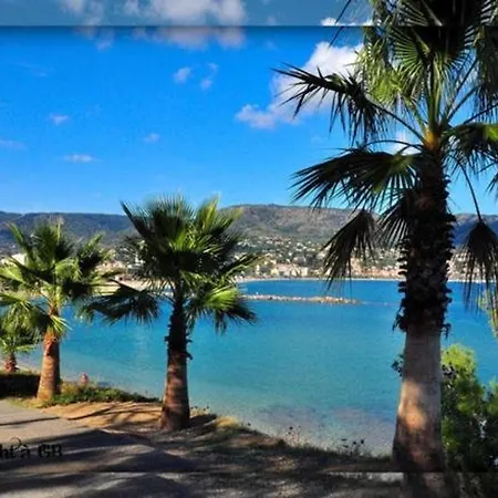 Appartement Climatise, Terrasse, Parking Prive, A 150m De La - - Fr-1-251-759 *